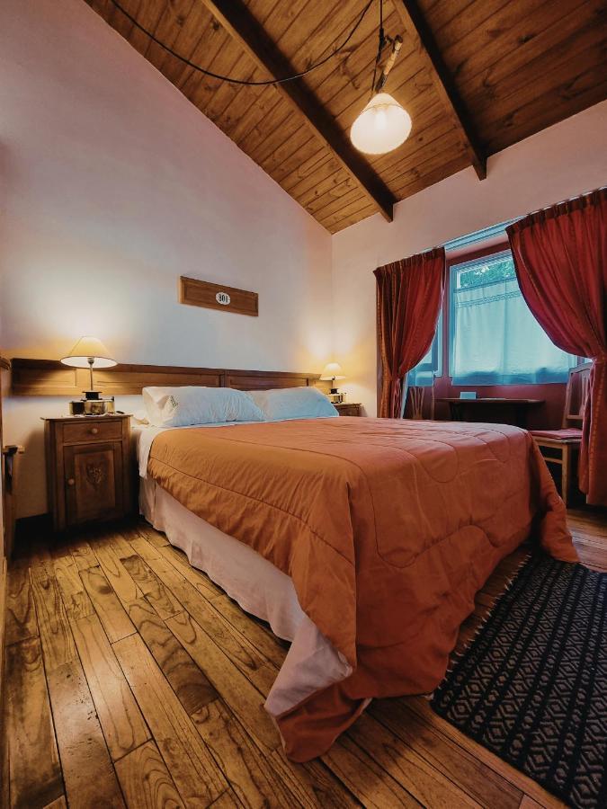 Hosteria Cauquenes De Nimez 엘 칼라파테 외부 사진