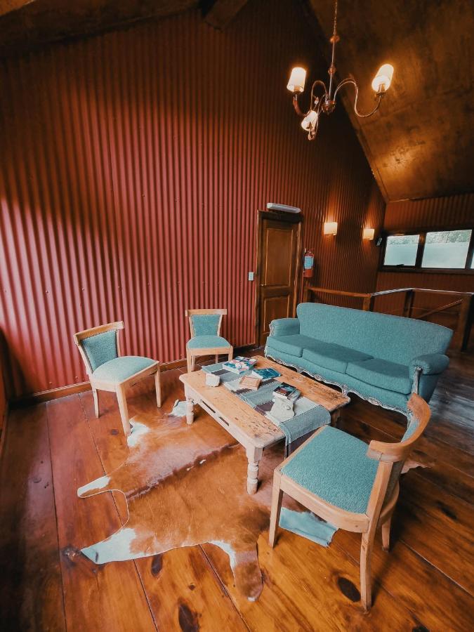 Hosteria Cauquenes De Nimez 엘 칼라파테 외부 사진