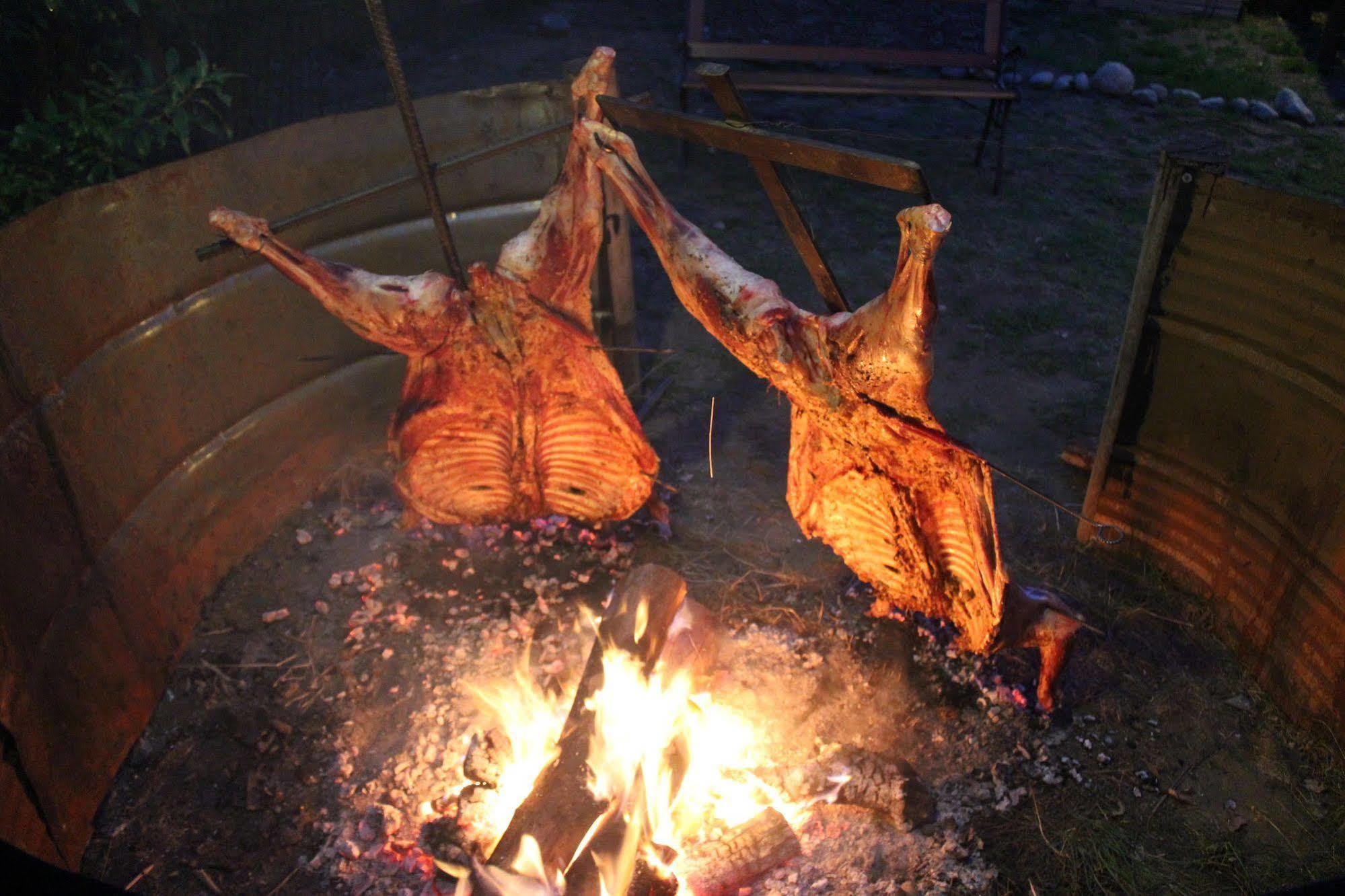 Hosteria Cauquenes De Nimez 엘 칼라파테 외부 사진
